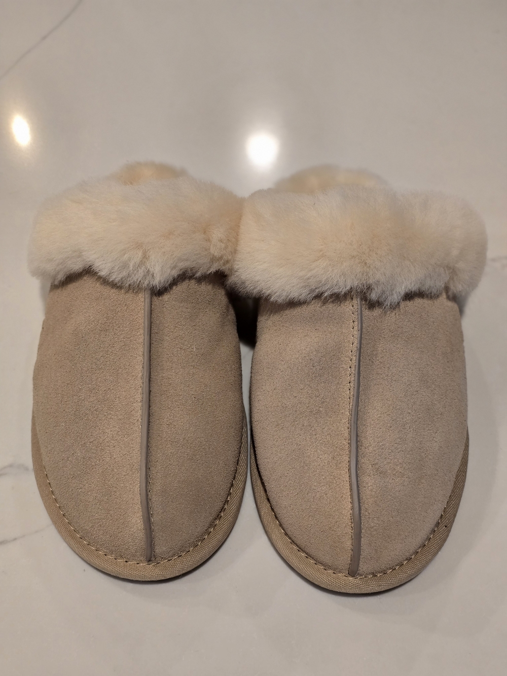 Ugg Scufette Slipper Women's Size 8 - Sand Color - NWOB